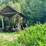 Inn будинок художника шипіт *